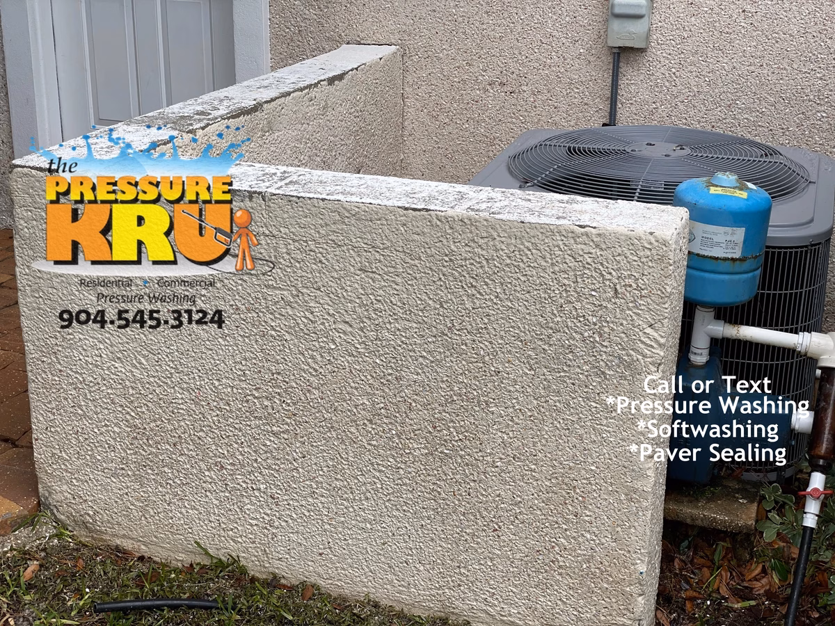 Coquina exterior cleaning near St. Johns Golf and Country Club after improving home appearance