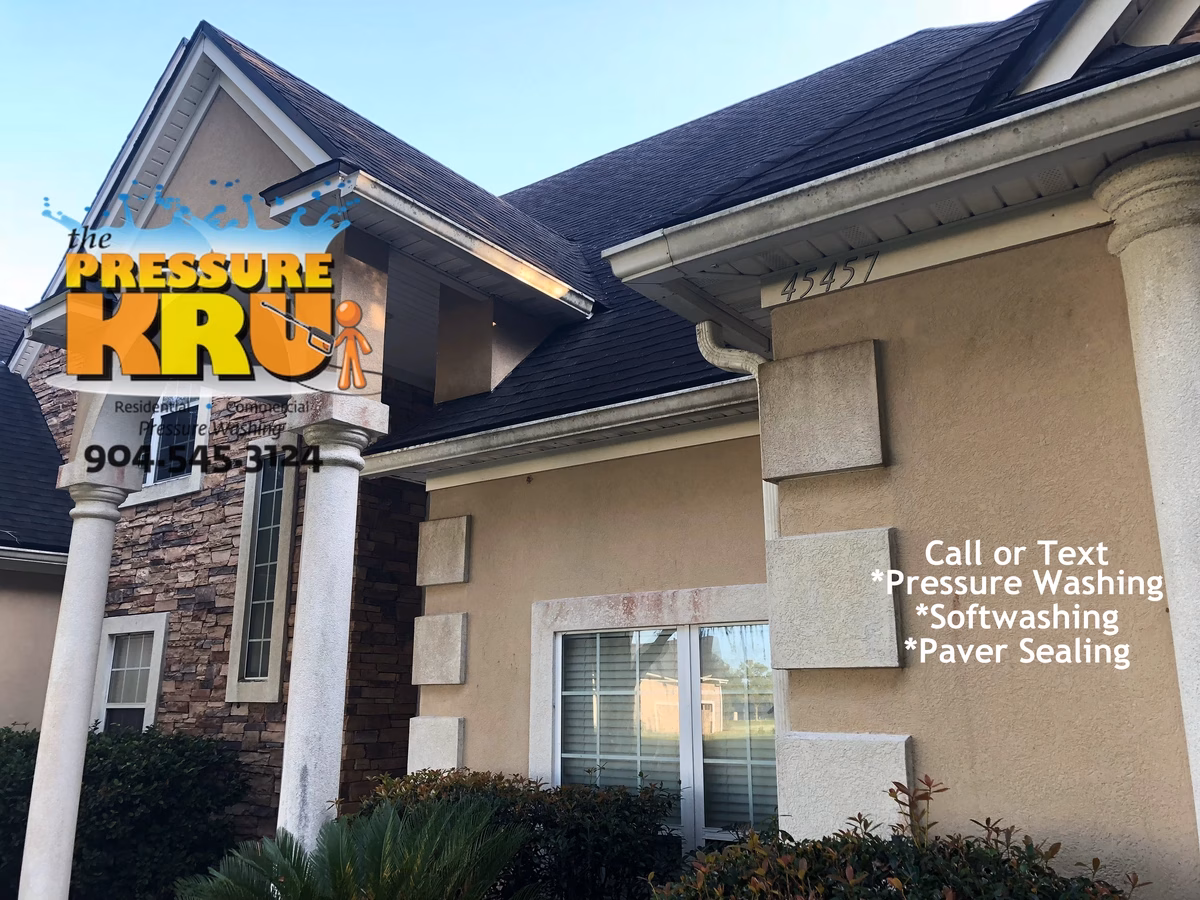 Safe soft washing process cleaning home in Yulee before application.