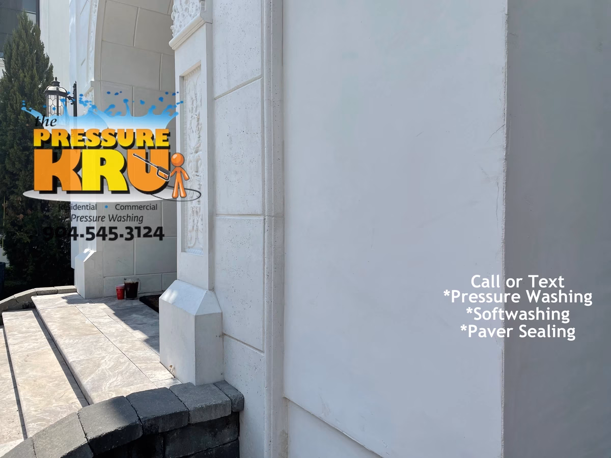 After Professional exterior house washing for stucco home along St Johns River.