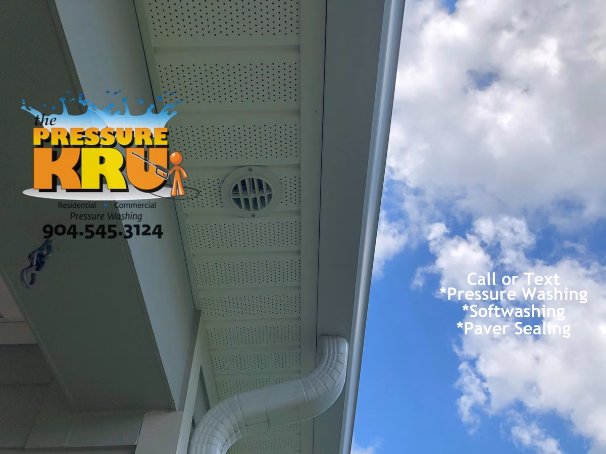 Pressure washing a Del Webb Ponte Vedra home restoring its exterior like new.