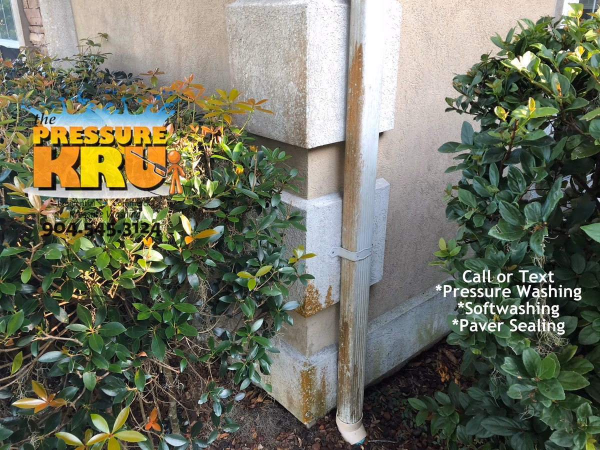 Deercreek Stucco home before expert exterior house washing service.