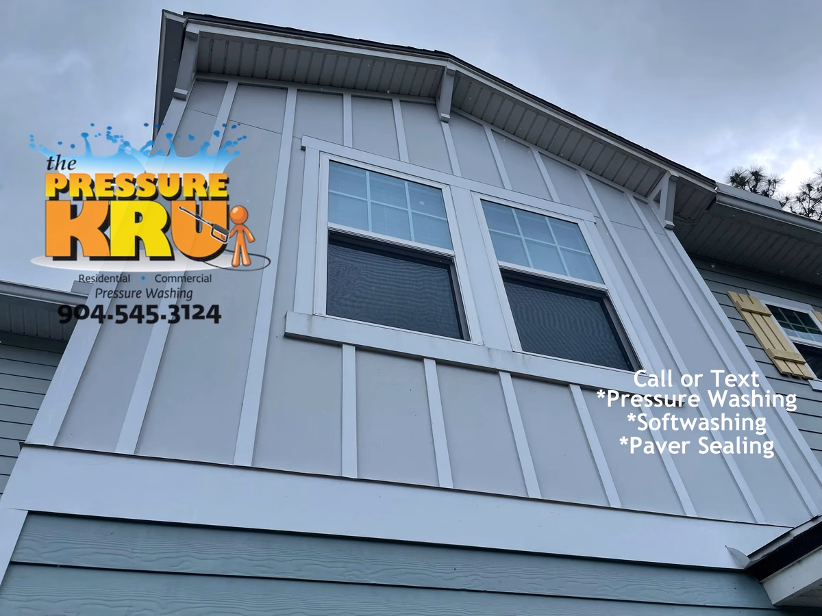 Before soft washing of Hardie board home in Julington Lakes neighborhood