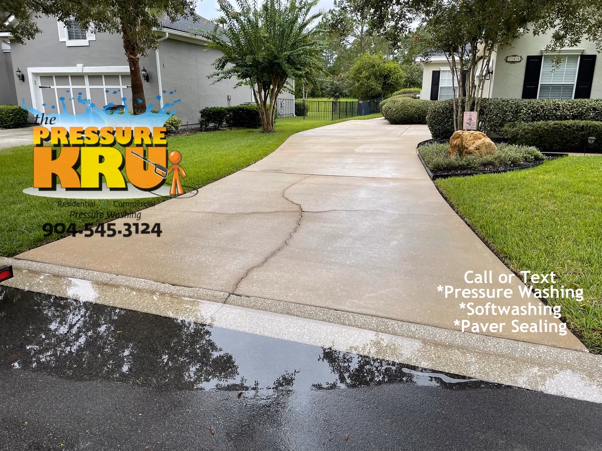 Clean driveway by reliable local pressure washing pro in St. Johns, FL. After picture.