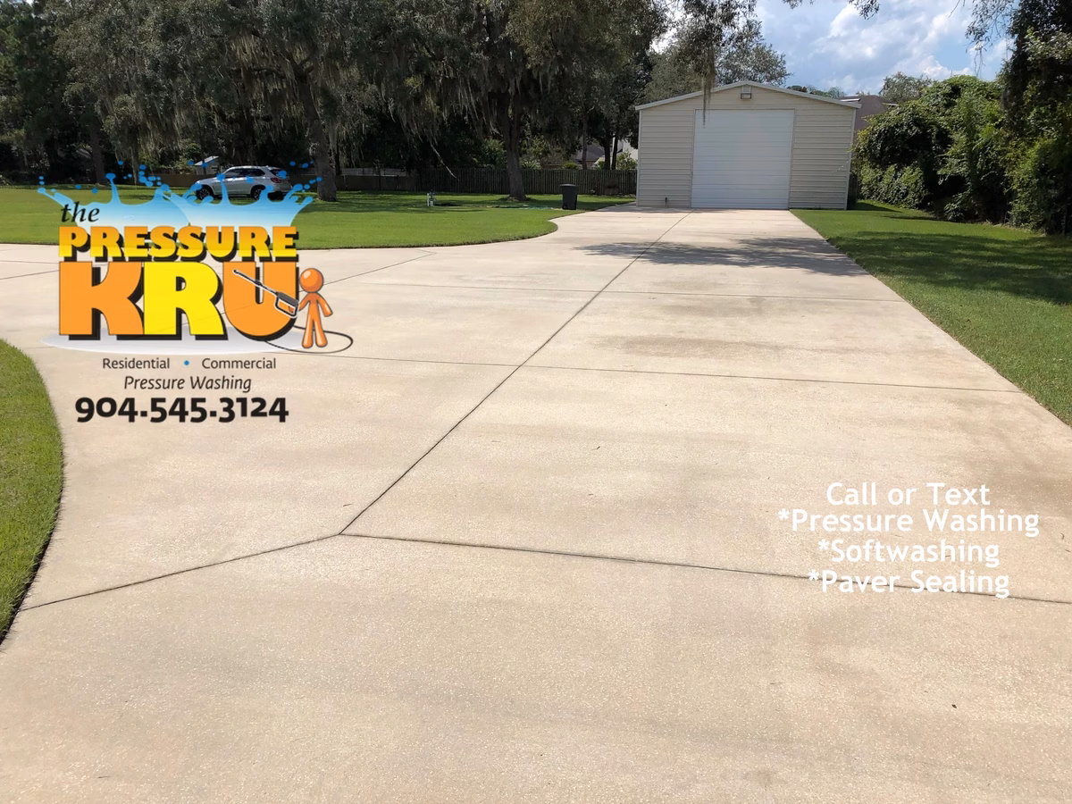 Professional driveway cleaning elevating your home's first impression in St. Johns, FL. After picture.