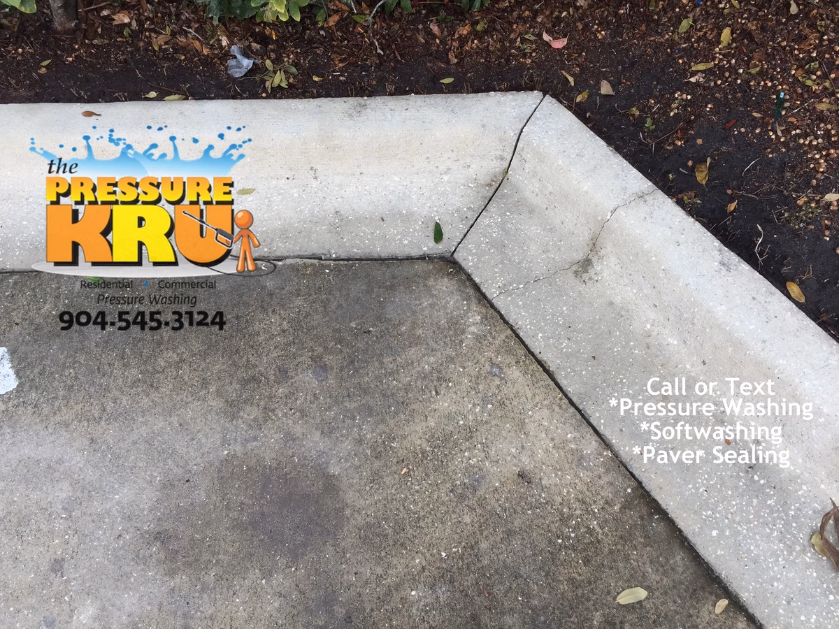 Curb Pressure cleaning in Aberdeen after