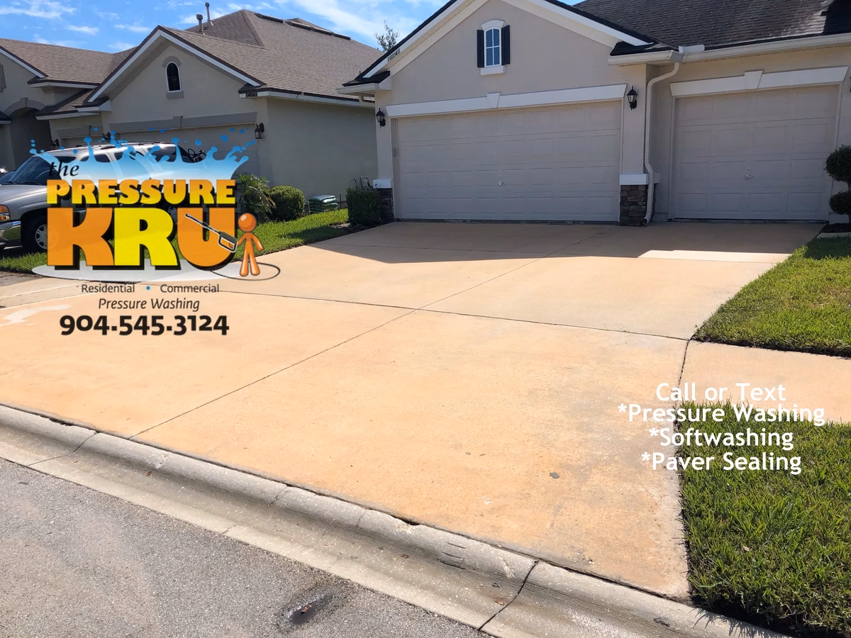 Freshly cleaned driveway ready for Summer in St. Augustine, FL. After cleaning service.