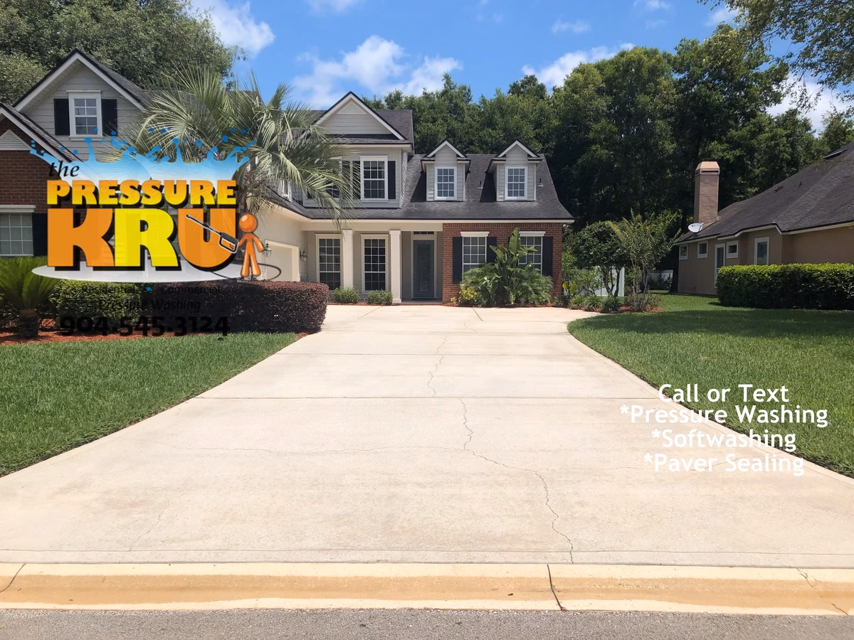 Professional driveway cleaning removing dirt and mildew in St. Johns, FL. After competing work.