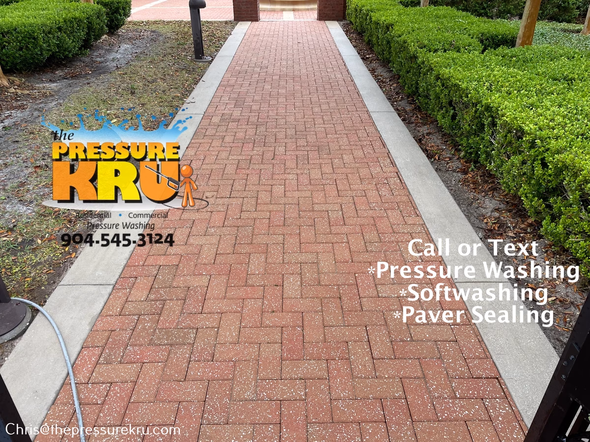 Paver patio cleaning restoring confidence in St. Johns, FL after