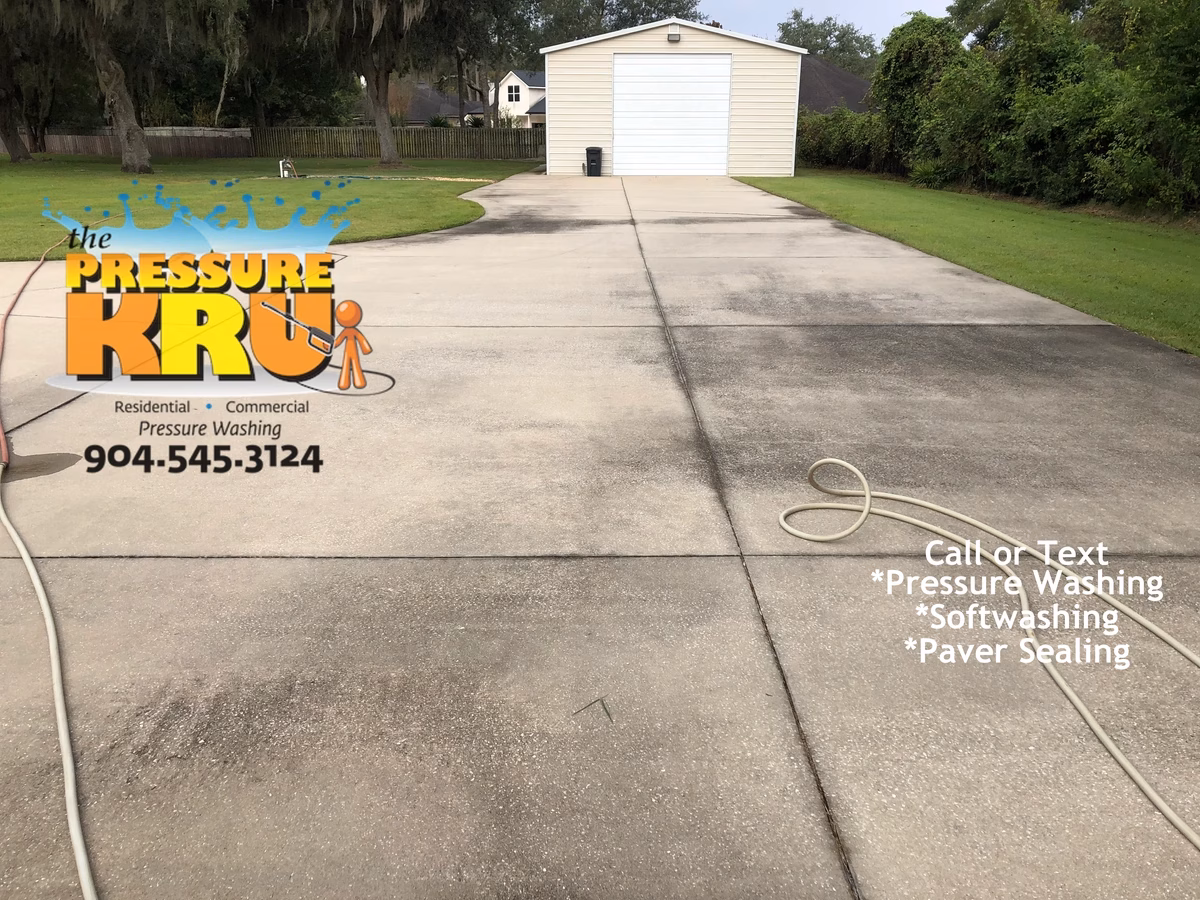 Driveway pressure washing in St. Johns, FL before removing mold from the driveway we all wish we had.