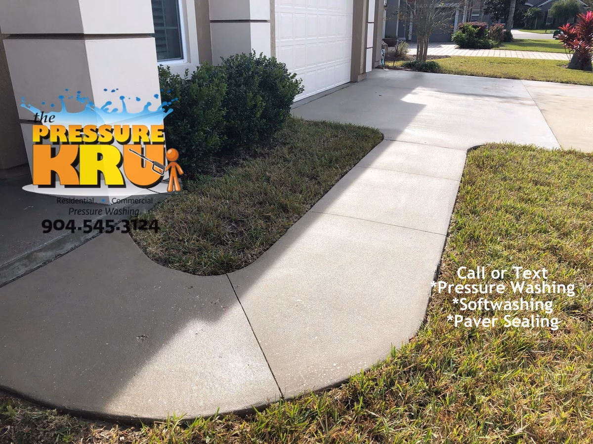 Driveway cleaning in St. Johns, FL. after removing mold and mildew.