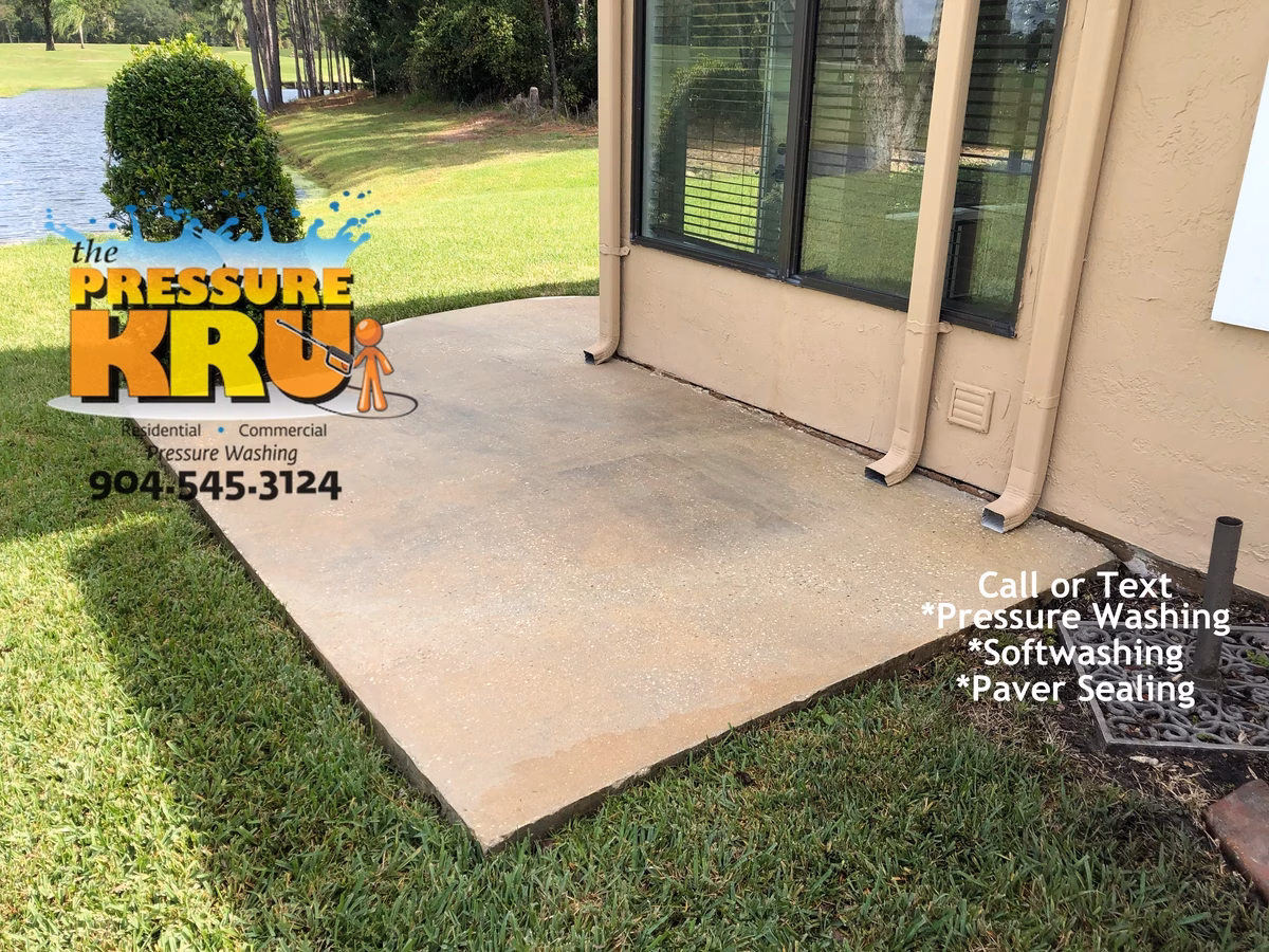 Town home patio cleaning in Fruit Cove, FL. after commercial account cleaning.