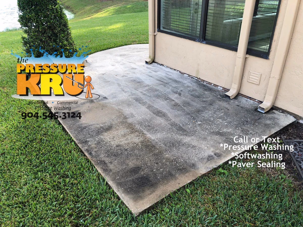 Town home patio cleaning in Fruit Cove, FL. before commercial account cleaning.