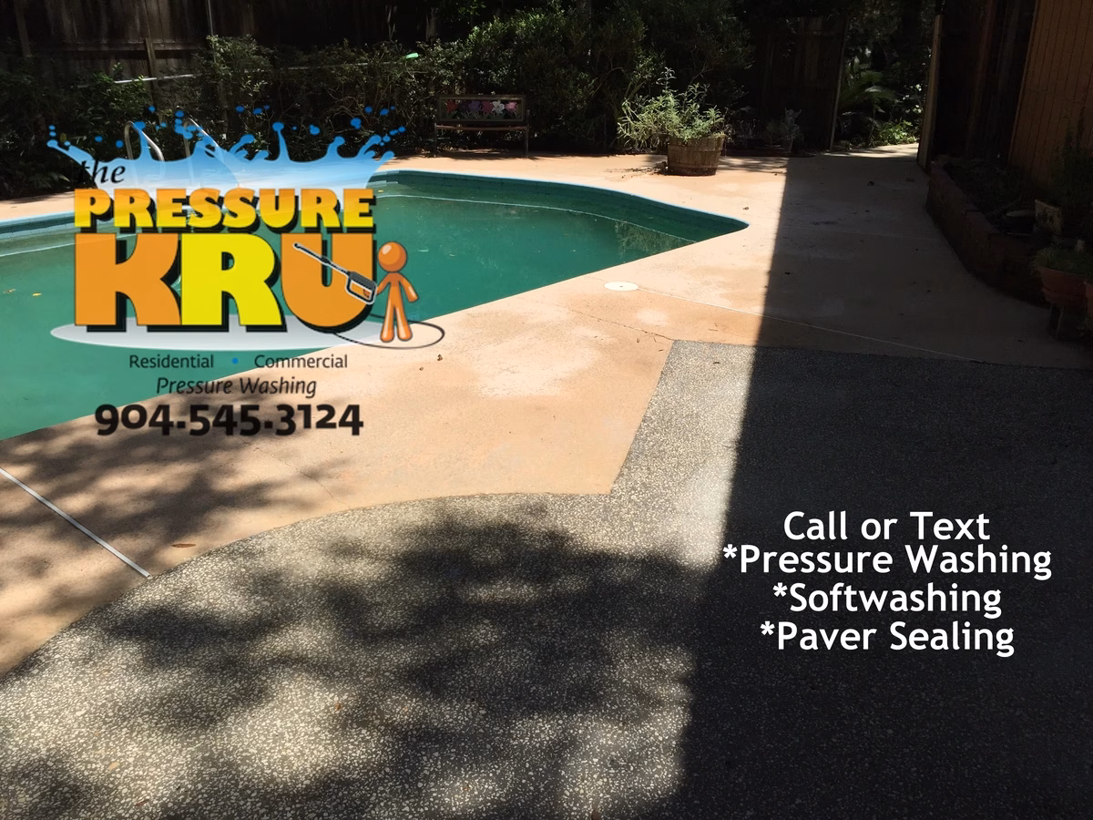 Paint pool deck pressure washing and soft washing in Durbin Park after
