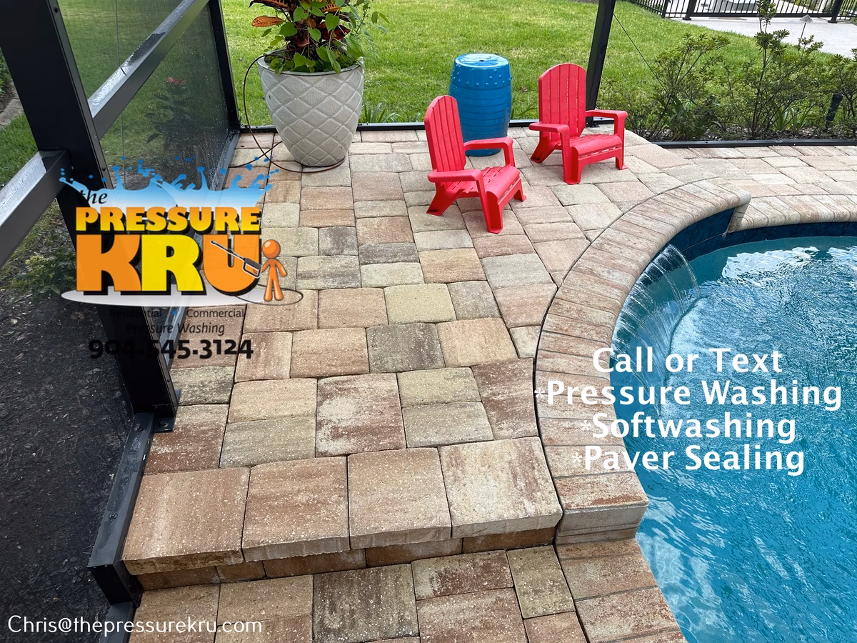 Pool deck cleaning service for pavers in Jacksonville, FL after