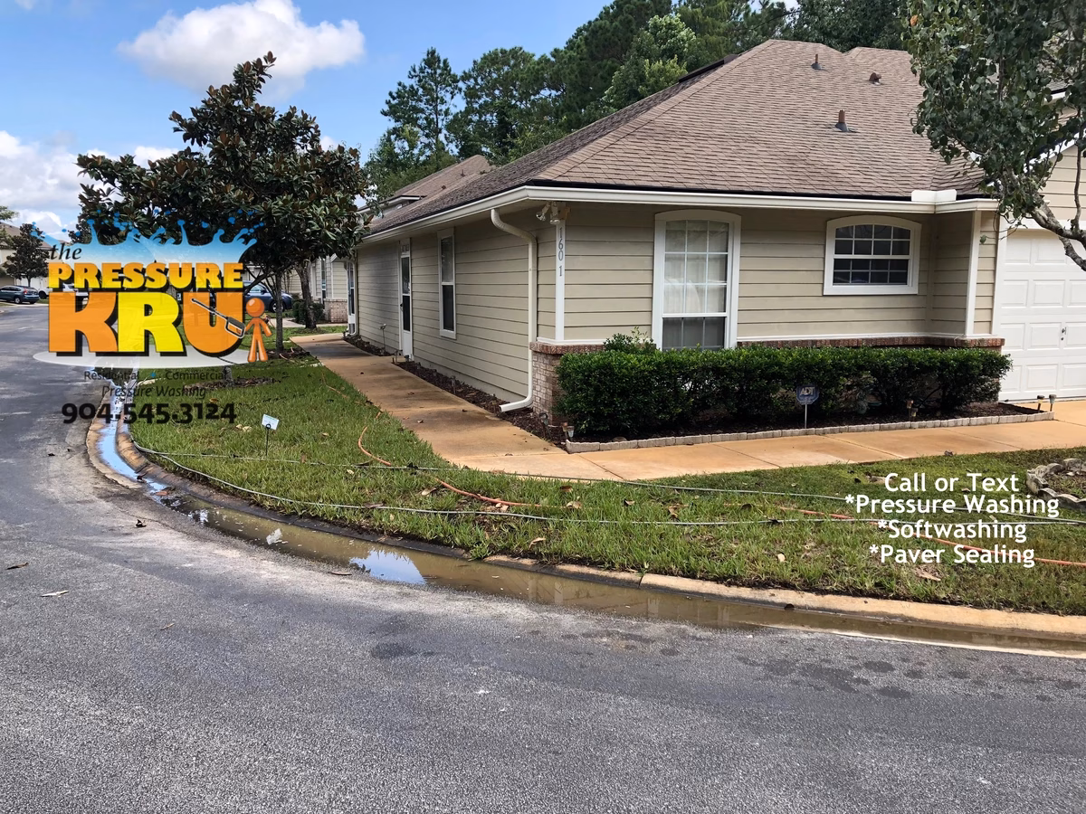 Town home HOA concrete curb cleaning in St. Johns, FL before