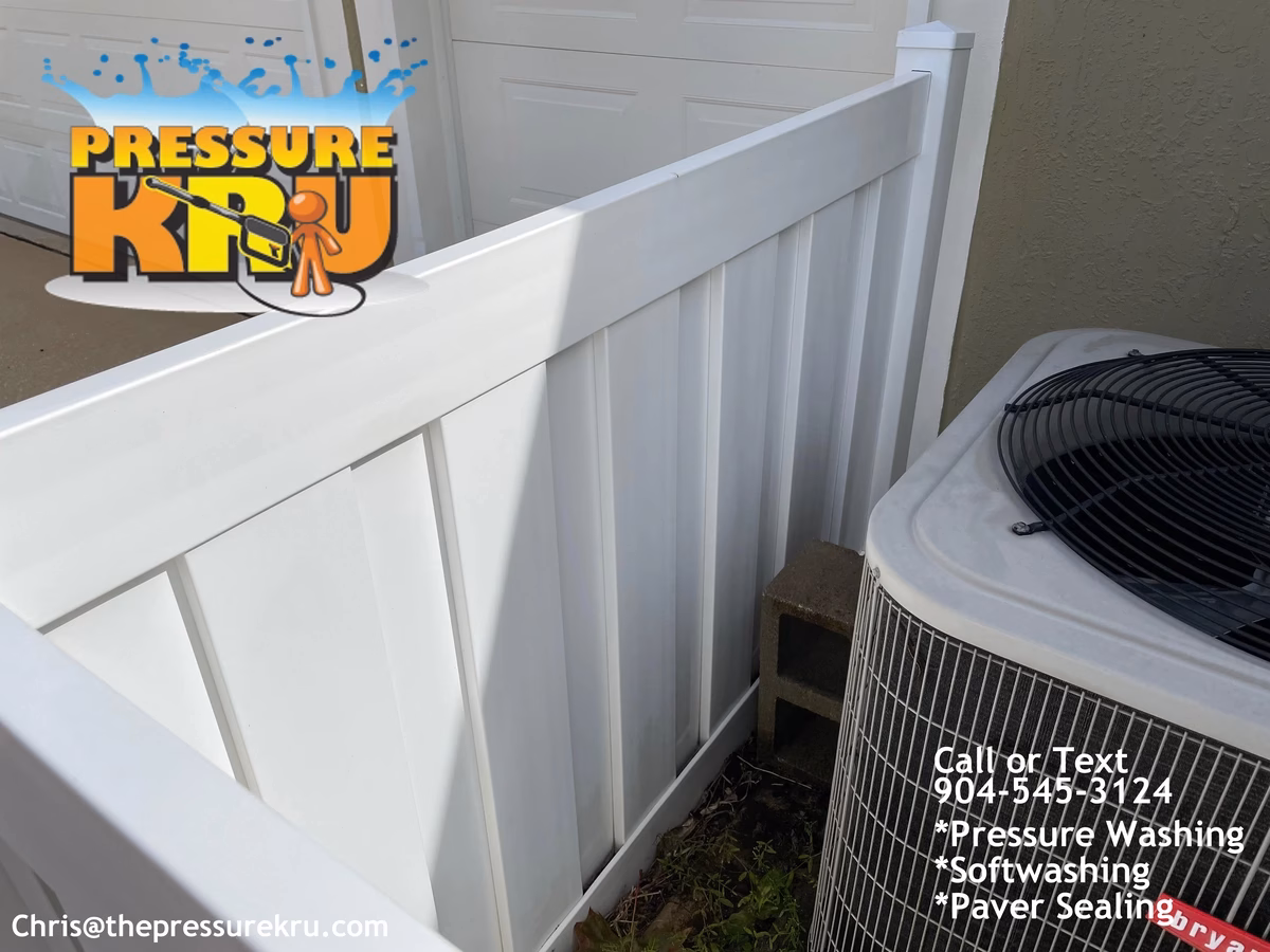Vinyl fence cleaning in Shearwater after mold removal